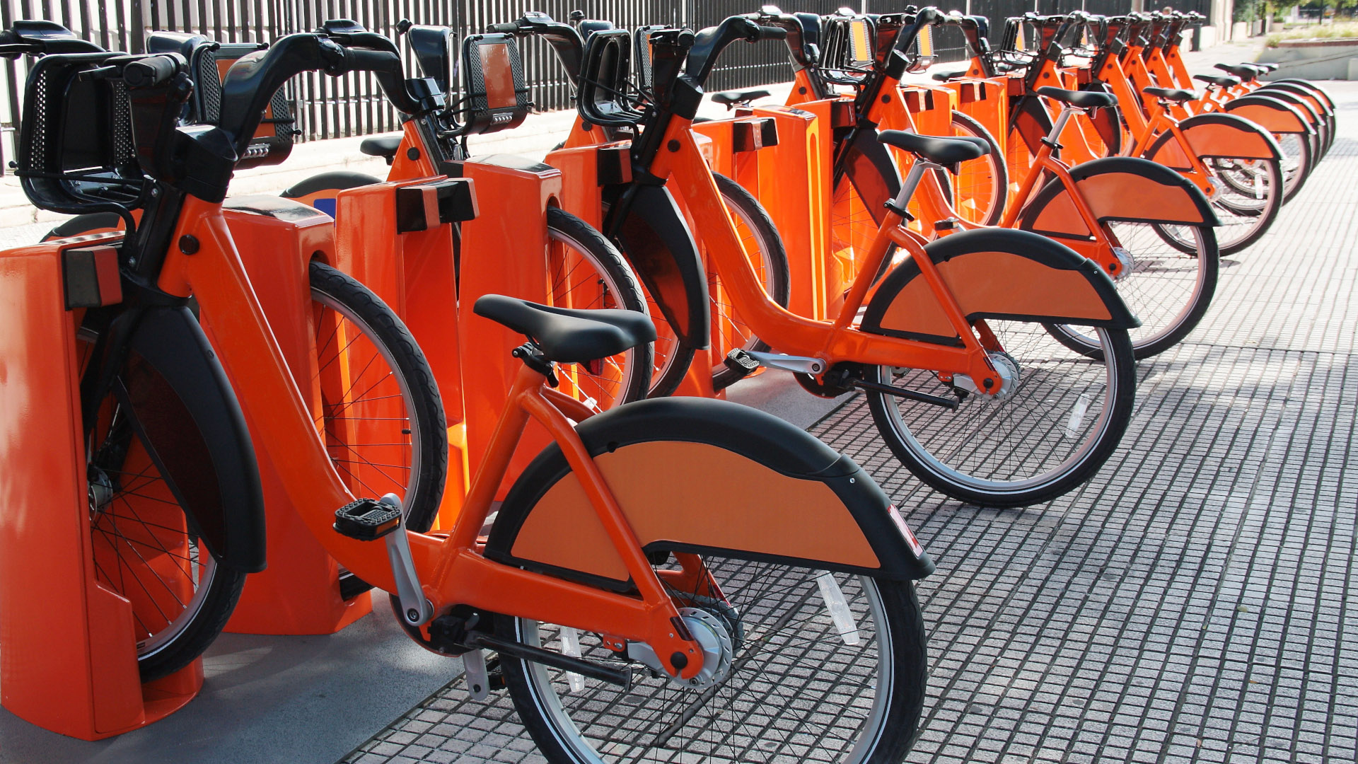 Stefan Oelker | Marketing Beratung Business Development Interim Management | BikeCrowd entwickelt digitale Geschäftsmodelle für die E-Bike-Industrie - von den Antriebsherstellern über die E-Bike-Hersteller und die Fahrradhändler bis zu den E-Bike-Fahrern selbst. Für nutzungsbasierte Produktverbesserungen, jeder Zeit verfügbare Services und mehrwerthaltige Dienstleistungen.